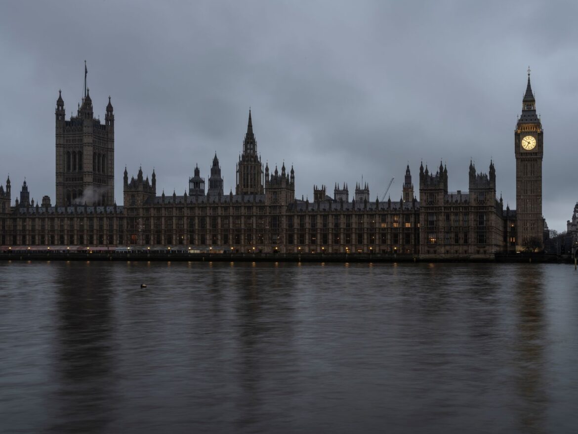 British Traditions of Parliament: Rituals, Symbols and Why They Endure - ilustracja artykulu